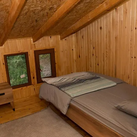 Appart hôtel Guerpinar Alabalik Ve Konaklama Tesisi *